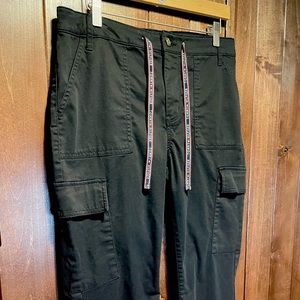 TOMMY HILFIGER CARGO JEGGINGS